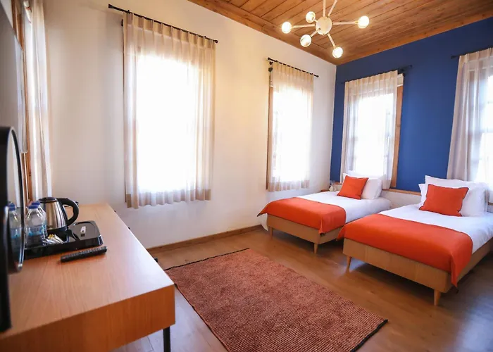 Oldies Bistro Restaurant