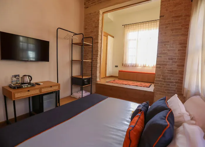 Otel Oldies Bistro Restaurant